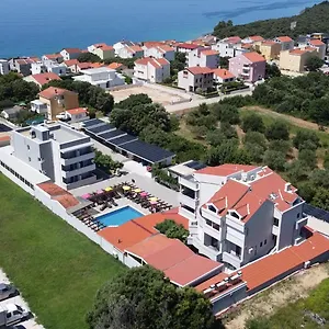 villa-plat.hotelinzadar.com/