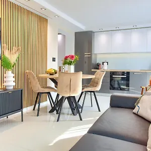 Apartments Sinisa - City Of Krk Apartman