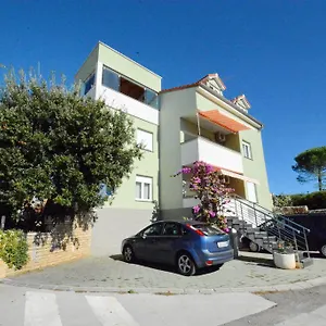 Apartmán Batur Petrcane